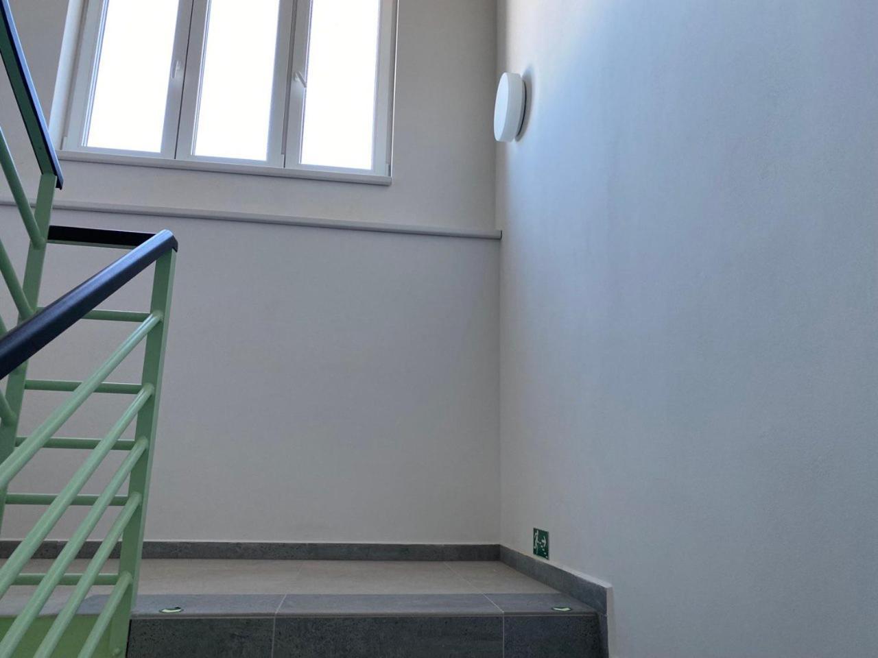Perla Hradce 103 Apartment Hradec Kralove Bagian luar foto